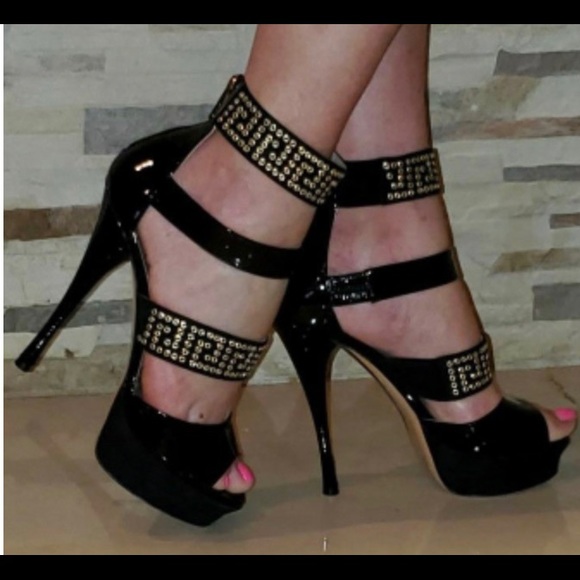 Versace Heels - Picture 1 of 12